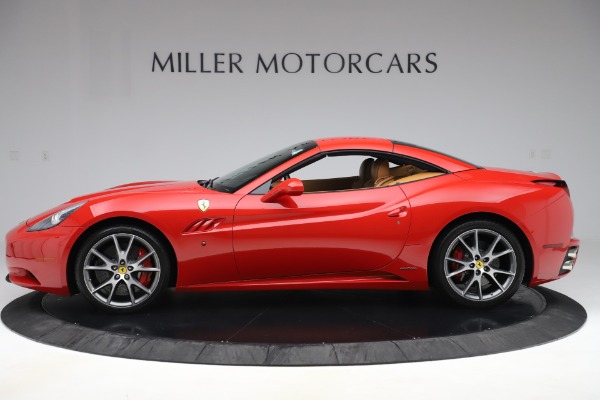 Used 2013 Ferrari California 30 for sale Sold at Bugatti of Greenwich in Greenwich CT 06830 14