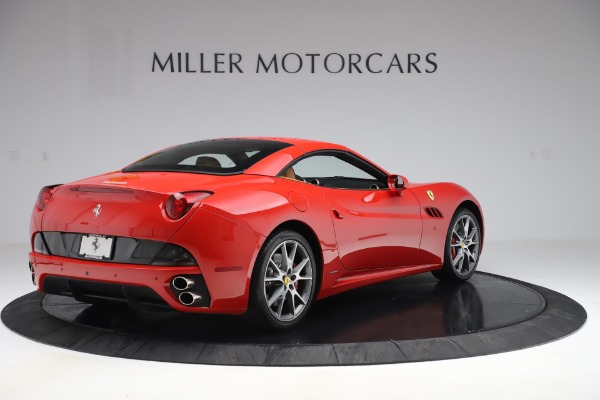 Used 2013 Ferrari California 30 for sale Sold at Bugatti of Greenwich in Greenwich CT 06830 16