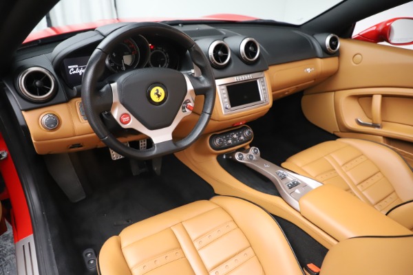 Used 2013 Ferrari California 30 for sale Sold at Bugatti of Greenwich in Greenwich CT 06830 19