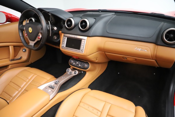 Used 2013 Ferrari California 30 for sale Sold at Bugatti of Greenwich in Greenwich CT 06830 24