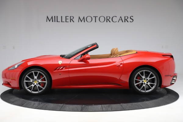 Used 2013 Ferrari California 30 for sale Sold at Bugatti of Greenwich in Greenwich CT 06830 3