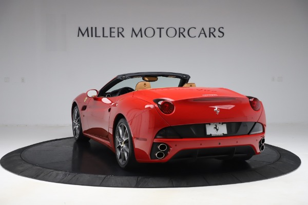 Used 2013 Ferrari California 30 for sale Sold at Bugatti of Greenwich in Greenwich CT 06830 5