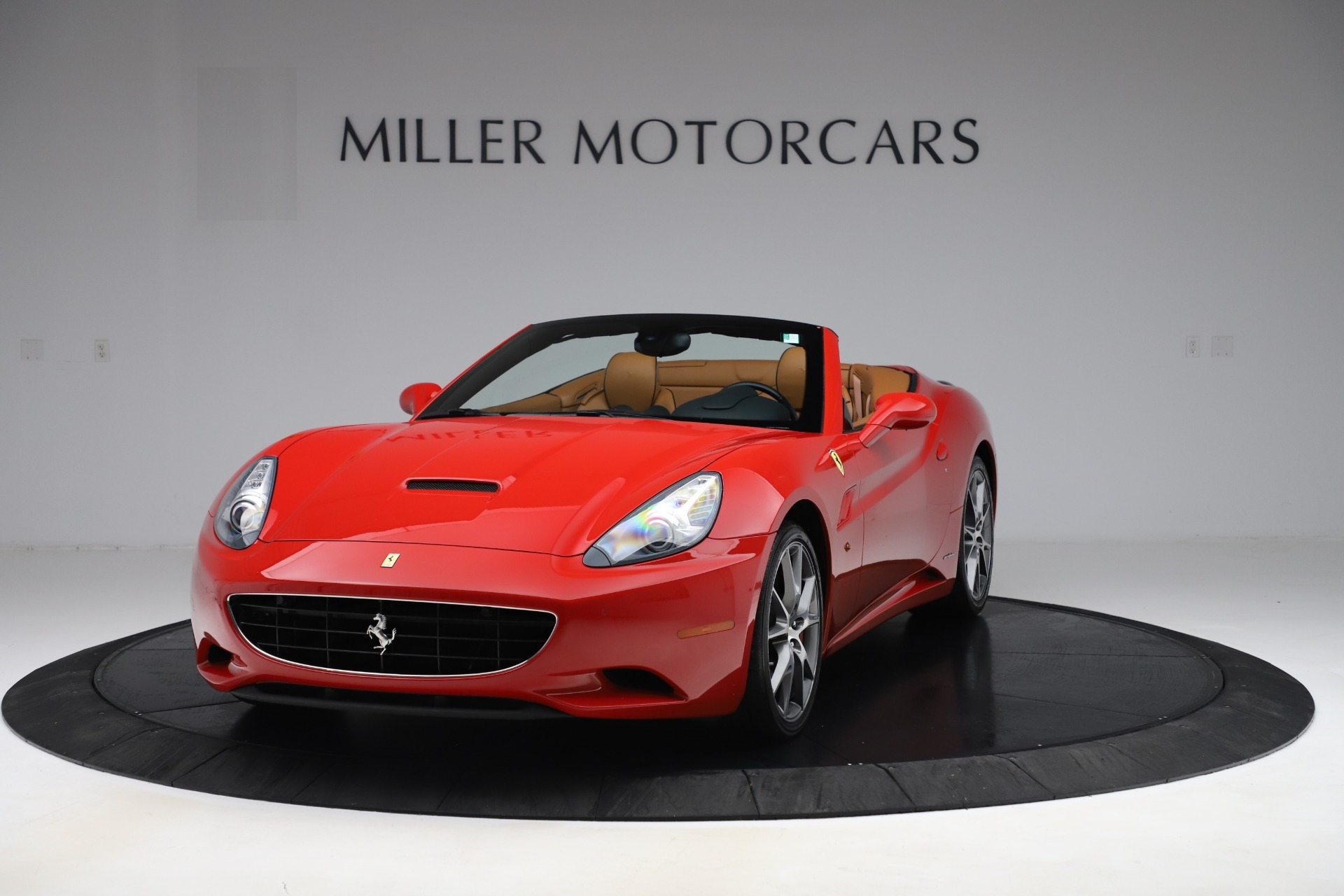 Used 2013 Ferrari California 30 for sale Sold at Bugatti of Greenwich in Greenwich CT 06830 1