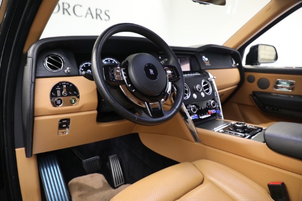 Used 2020 Rolls-Royce Cullinan for sale Sold at Bugatti of Greenwich in Greenwich CT 06830 24