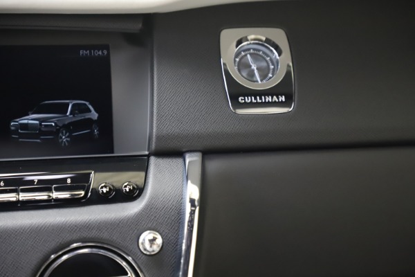 New 2020 Rolls-Royce Cullinan for sale Sold at Bugatti of Greenwich in Greenwich CT 06830 26