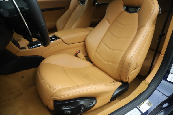 Used 2016 Maserati GranTurismo Sport for sale Sold at Bugatti of Greenwich in Greenwich CT 06830 15