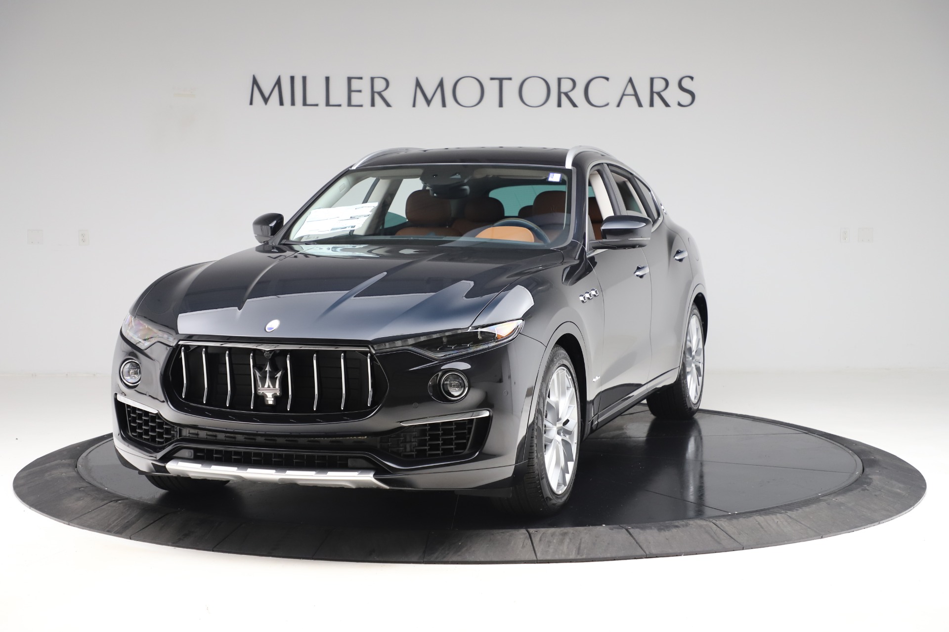 New 2019 Maserati Levante Q4 GranLusso for sale Sold at Bugatti of Greenwich in Greenwich CT 06830 1