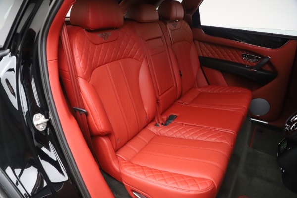 Used 2020 Bentley Bentayga V8 for sale $163,900 at Bugatti of Greenwich in Greenwich CT 06830 28