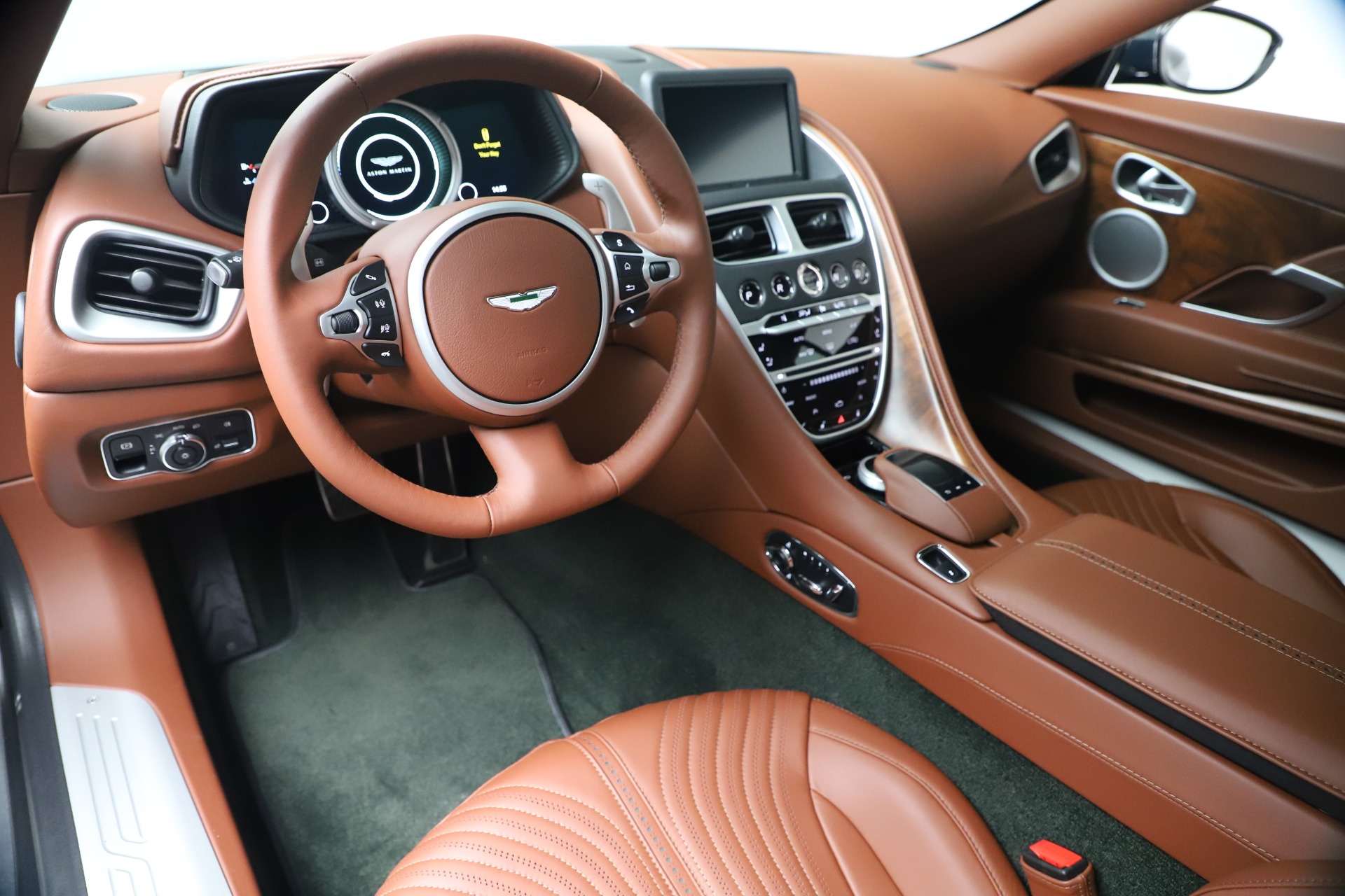 New 2020 Aston Martin DB11 V8 Coupe For Sale ($254,093) | Bugatti of