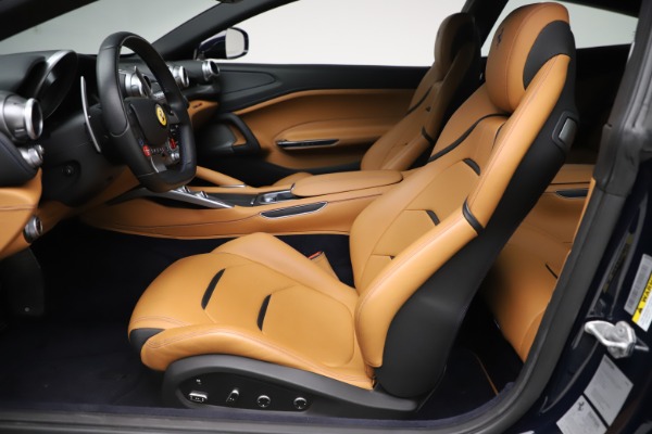 Used 2017 Ferrari GTC4Lusso for sale Sold at Bugatti of Greenwich in Greenwich CT 06830 14