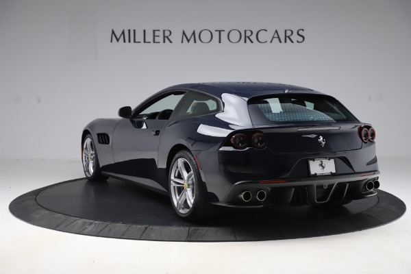 Used 2017 Ferrari GTC4Lusso for sale Sold at Bugatti of Greenwich in Greenwich CT 06830 5