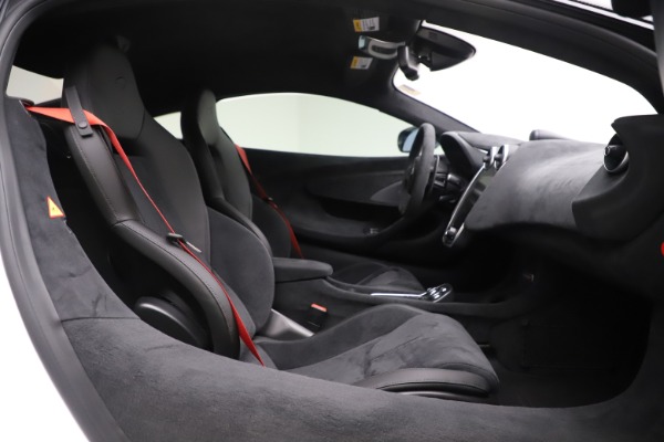 Used 2019 McLaren 600LT Coupe for sale $219,900 at Bugatti of Greenwich in Greenwich CT 06830 15