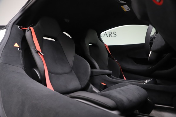 Used 2019 McLaren 600LT Coupe for sale $219,900 at Bugatti of Greenwich in Greenwich CT 06830 16