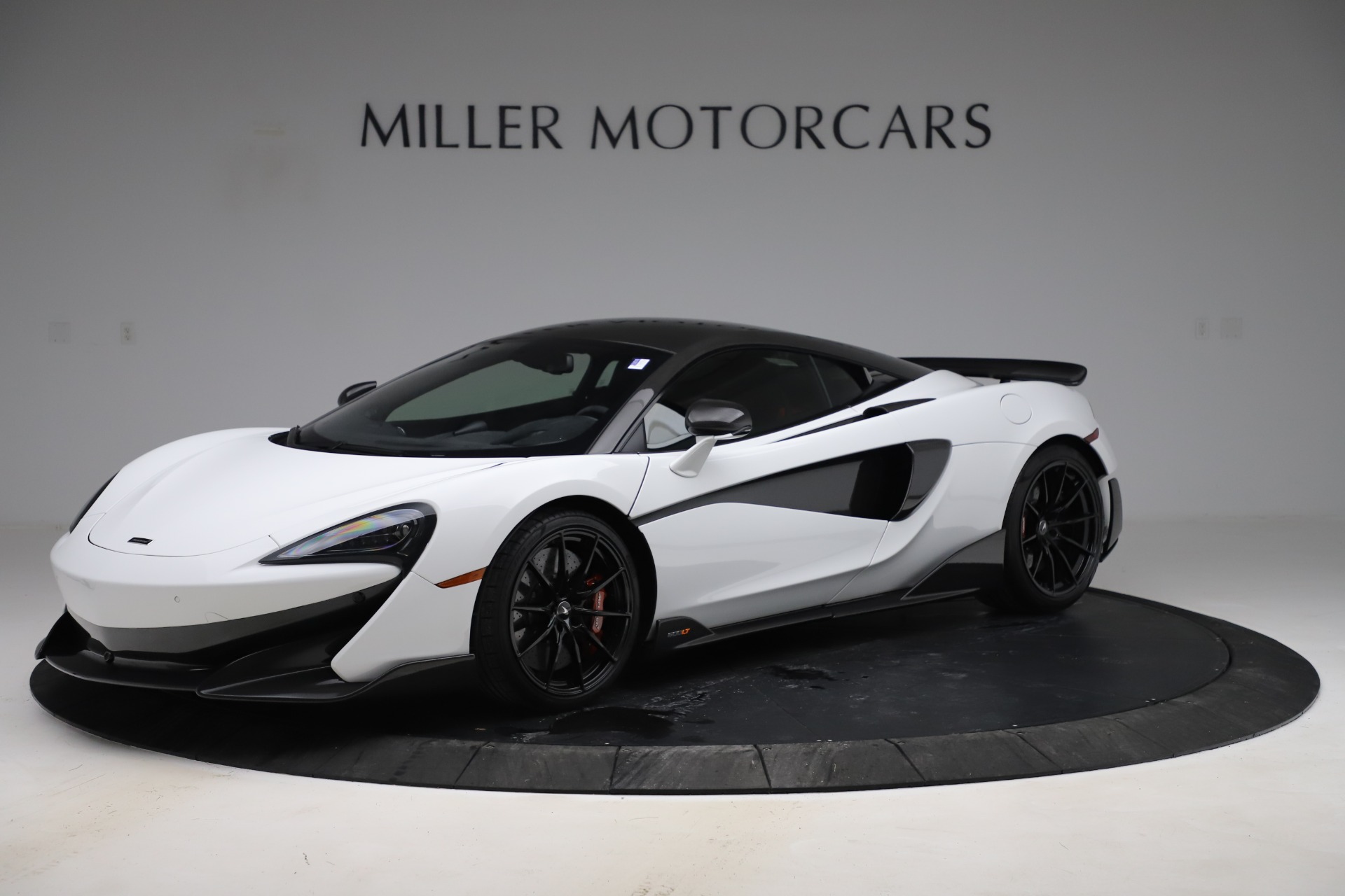 Used 2019 McLaren 600LT Coupe for sale $219,900 at Bugatti of Greenwich in Greenwich CT 06830 1
