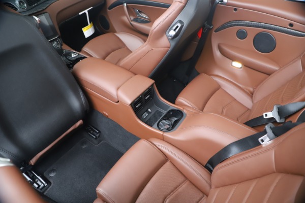 New 2019 Maserati GranTurismo Sport Convertible for sale $165,645 at Bugatti of Greenwich in Greenwich CT 06830 25