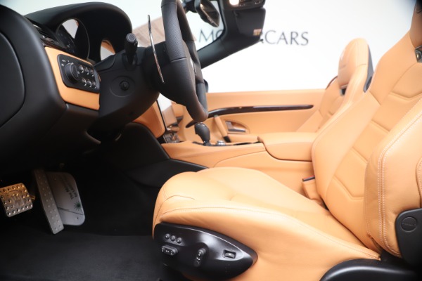 New 2019 Maserati GranTurismo Sport Convertible for sale Sold at Bugatti of Greenwich in Greenwich CT 06830 20