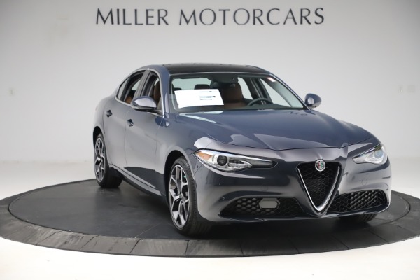 New 2019 Alfa Romeo Giulia Q4 for sale Sold at Bugatti of Greenwich in Greenwich CT 06830 11