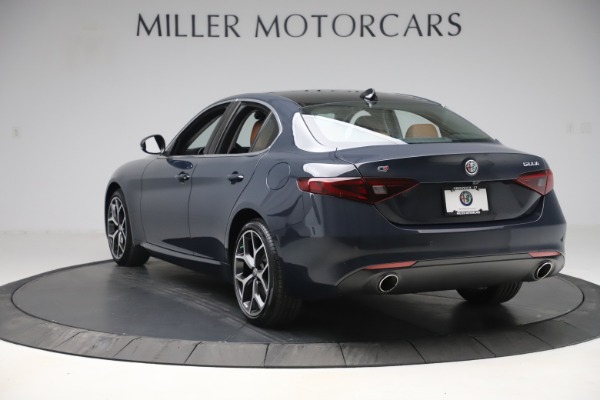 New 2019 Alfa Romeo Giulia Q4 for sale Sold at Bugatti of Greenwich in Greenwich CT 06830 5