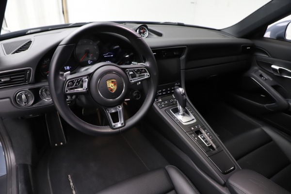Used 2018 Porsche 911 Carrera 4S for sale $109,900 at Bugatti of Greenwich in Greenwich CT 06830 13