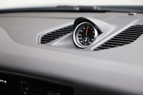 Used 2018 Porsche 911 Carrera 4S for sale $109,900 at Bugatti of Greenwich in Greenwich CT 06830 23