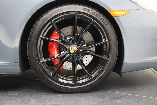 Used 2018 Porsche 911 Carrera 4S for sale $109,900 at Bugatti of Greenwich in Greenwich CT 06830 25