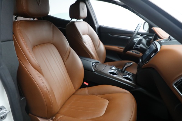 Used 2019 Maserati Ghibli S Q4 for sale Sold at Bugatti of Greenwich in Greenwich CT 06830 19