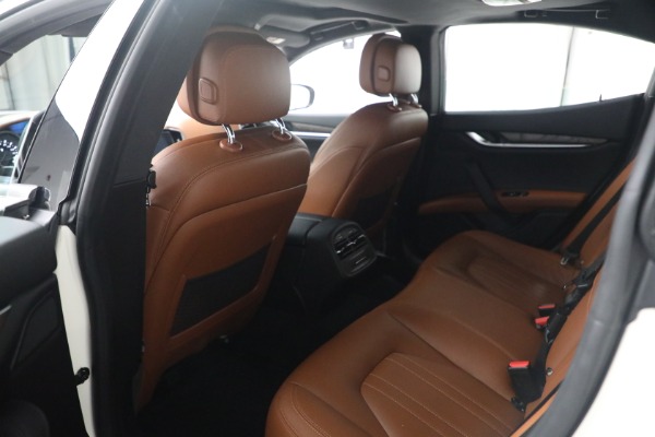 Used 2019 Maserati Ghibli S Q4 for sale Sold at Bugatti of Greenwich in Greenwich CT 06830 20