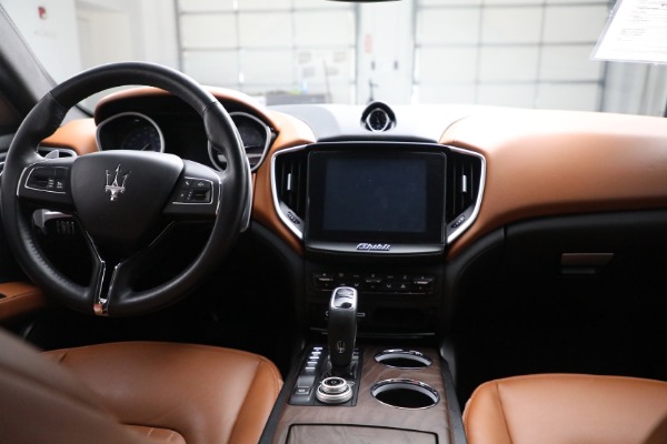 Used 2019 Maserati Ghibli S Q4 for sale Sold at Bugatti of Greenwich in Greenwich CT 06830 28