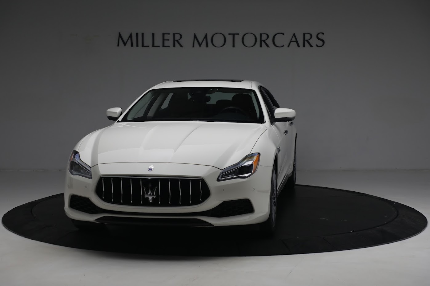 Used 2019 Maserati Quattroporte S Q4 for sale $51,900 at Bugatti of Greenwich in Greenwich CT 06830 1
