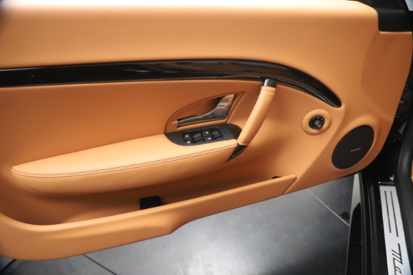 New 2019 Maserati GranTurismo Sport Convertible for sale $161,970 at Bugatti of Greenwich in Greenwich CT 06830 23