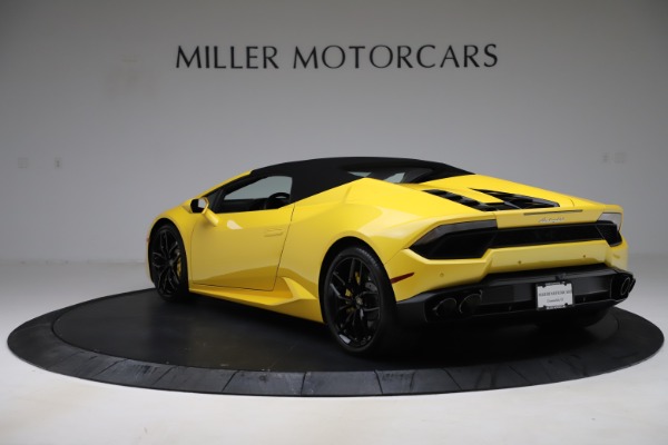 Used 2018 Lamborghini Huracan LP 580-2 Spyder for sale Sold at Bugatti of Greenwich in Greenwich CT 06830 14