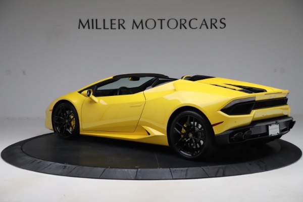 Used 2018 Lamborghini Huracan LP 580-2 Spyder for sale Sold at Bugatti of Greenwich in Greenwich CT 06830 4