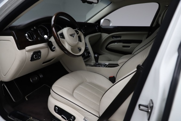 Used 2016 Bentley Mulsanne for sale Sold at Bugatti of Greenwich in Greenwich CT 06830 17