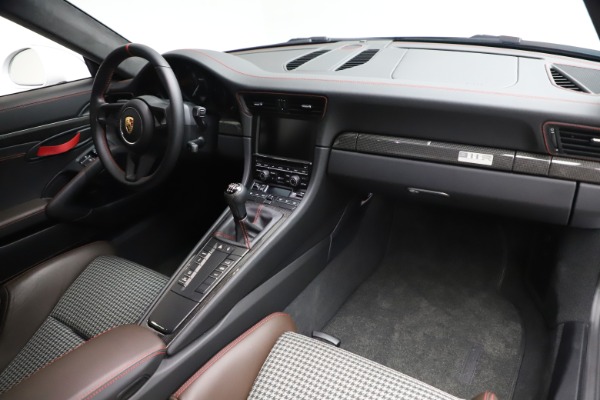 Used 2016 Porsche 911 R for sale Sold at Bugatti of Greenwich in Greenwich CT 06830 16