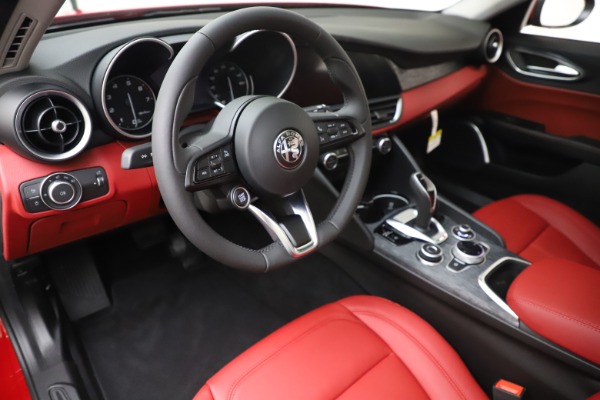 New 2020 Alfa Romeo Giulia Q4 for sale $45,740 at Bugatti of Greenwich in Greenwich CT 06830 13