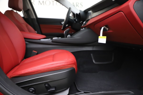 New 2020 Alfa Romeo Giulia Q4 for sale $45,740 at Bugatti of Greenwich in Greenwich CT 06830 23