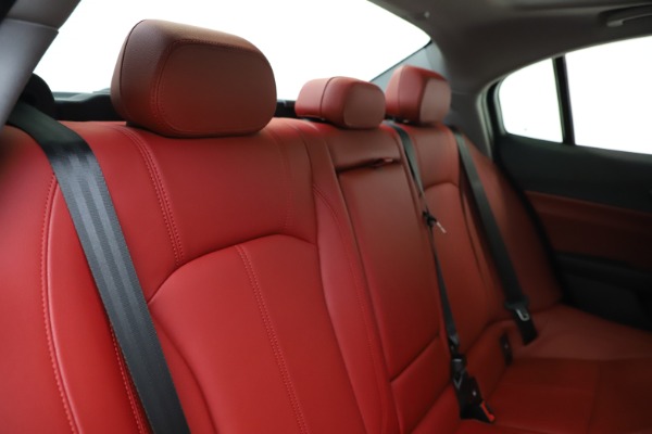 New 2020 Alfa Romeo Giulia Q4 for sale $45,740 at Bugatti of Greenwich in Greenwich CT 06830 26