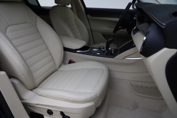 New 2020 Alfa Romeo Stelvio Ti Lusso Q4 for sale $55,790 at Bugatti of Greenwich in Greenwich CT 06830 24