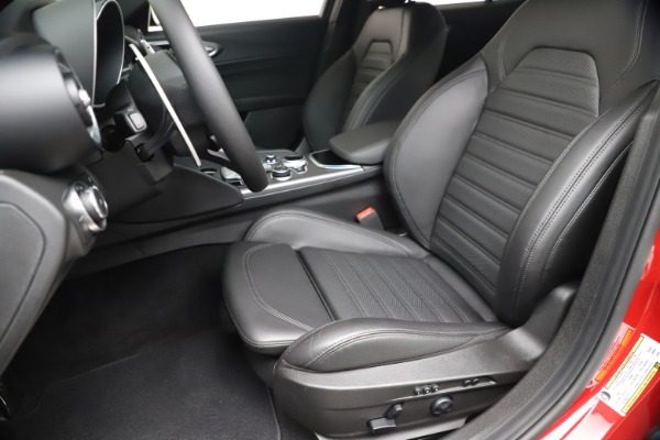 New 2020 Alfa Romeo Giulia Ti Sport Q4 for sale $51,690 at Bugatti of Greenwich in Greenwich CT 06830 15