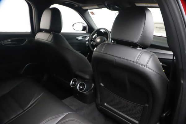 New 2020 Alfa Romeo Giulia Ti Sport Q4 for sale $51,690 at Bugatti of Greenwich in Greenwich CT 06830 28