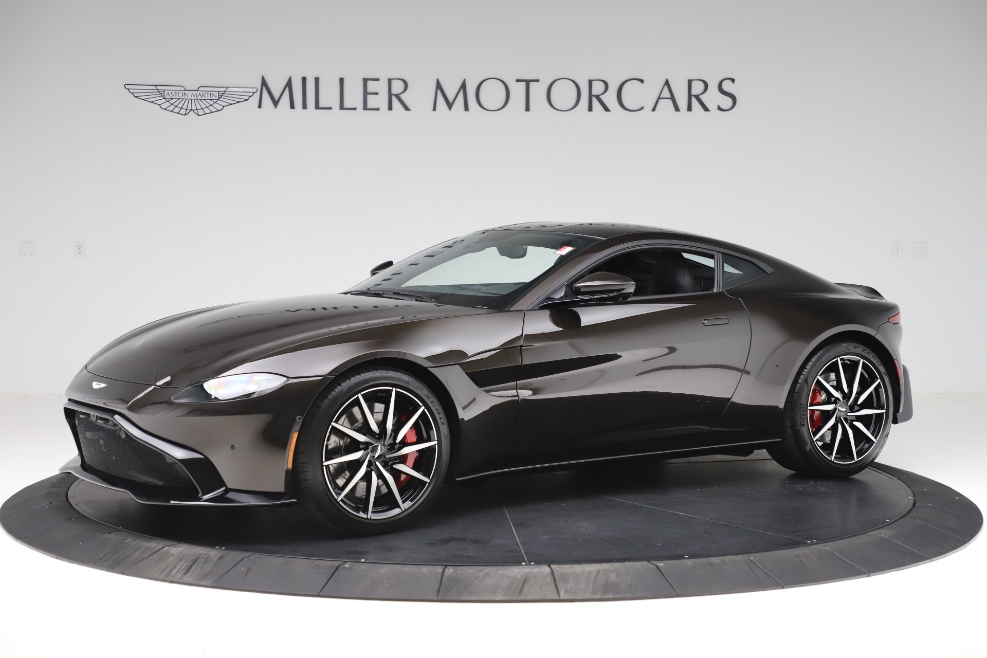 New 2020 Aston Martin Vantage for sale Sold at Bugatti of Greenwich in Greenwich CT 06830 1