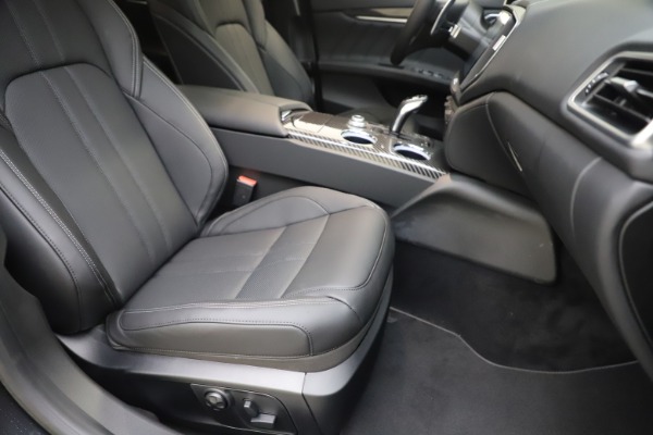 New 2020 Maserati Ghibli S Q4 GranSport for sale $76,775 at Bugatti of Greenwich in Greenwich CT 06830 24