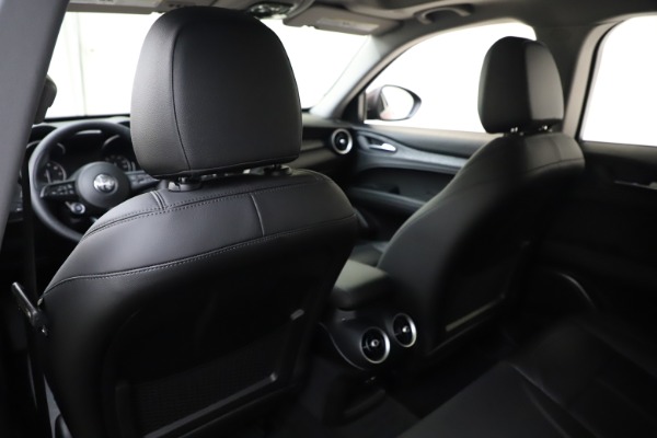 New 2020 Alfa Romeo Stelvio Sport Q4 for sale Sold at Bugatti of Greenwich in Greenwich CT 06830 20