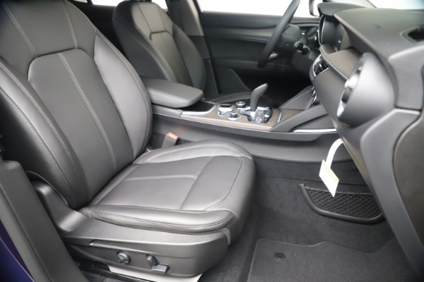 New 2020 Alfa Romeo Stelvio Ti Q4 for sale Sold at Bugatti of Greenwich in Greenwich CT 06830 24