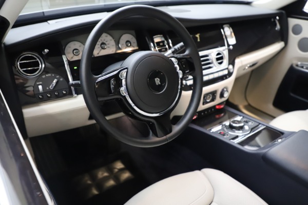 Used 2015 Rolls-Royce Ghost for sale Sold at Bugatti of Greenwich in Greenwich CT 06830 19