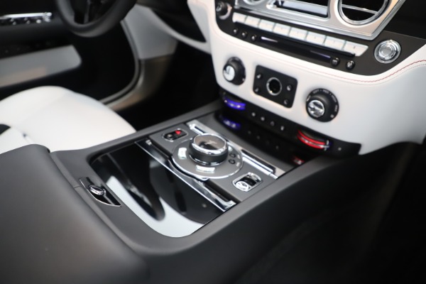 New 2020 Rolls-Royce Dawn for sale $386,250 at Bugatti of Greenwich in Greenwich CT 06830 27
