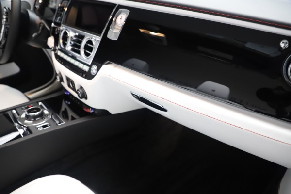 New 2020 Rolls-Royce Dawn for sale $386,250 at Bugatti of Greenwich in Greenwich CT 06830 28