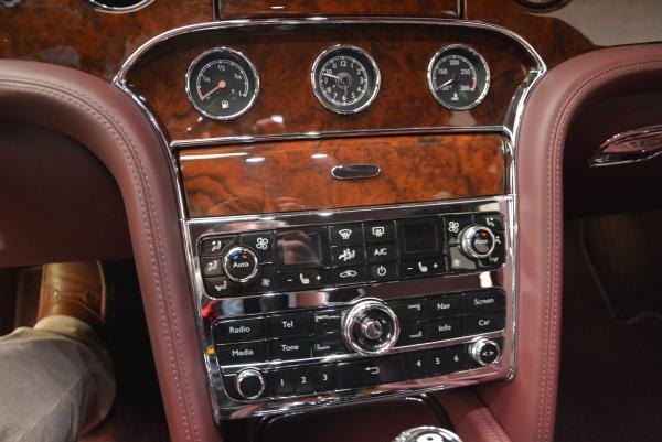 Used 2011 Bentley Mulsanne for sale Sold at Bugatti of Greenwich in Greenwich CT 06830 23