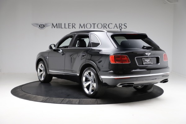 Used 2017 Bentley Bentayga W12 for sale Sold at Bugatti of Greenwich in Greenwich CT 06830 5