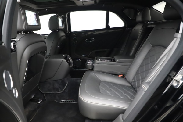 New 2016 Bentley Mulsanne Speed for sale $157,900 at Bugatti of Greenwich in Greenwich CT 06830 21